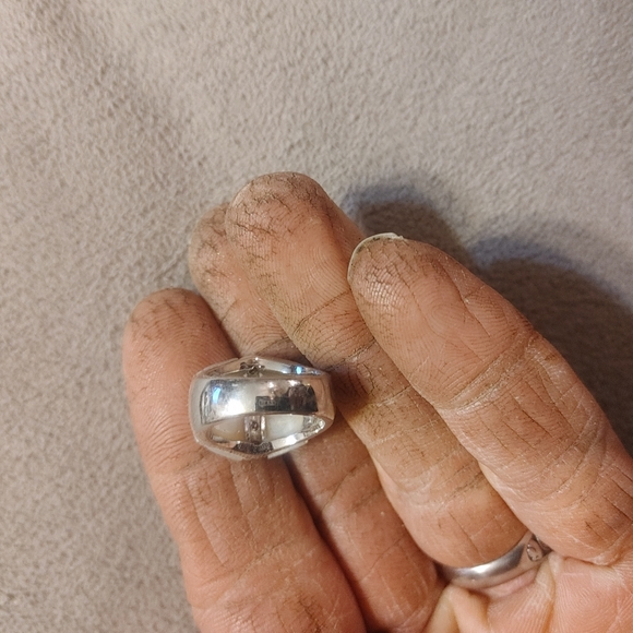 Ladies Silver and Opal? Cocktail Ring - Picture 4 of 8